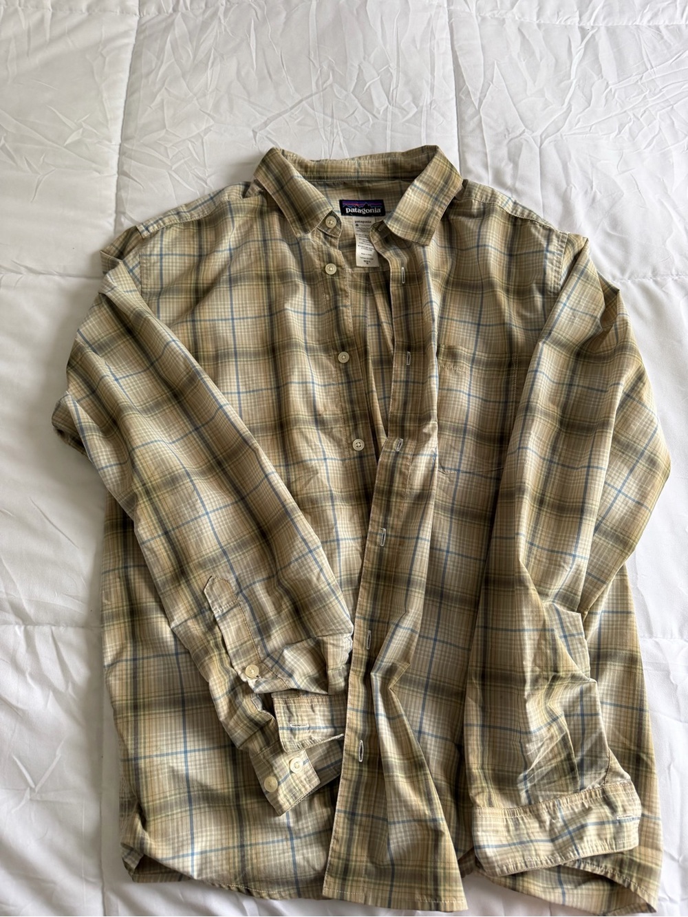 Patagonia Men's Light Beige and Blue Plaid Button-Down Shirt